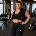 Kit Palestra Donna Nike – 5 Pezzi Completo